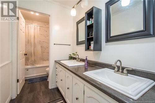 261 Milford, Saint John, NB - Indoor Photo Showing Bathroom