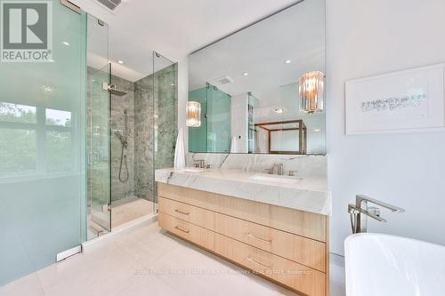 313 Rosewell Avenue, Toronto, ON - Indoor Photo Showing Bathroom