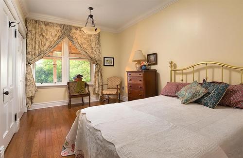 111093 61N Road, Brandon, MB - Indoor Photo Showing Bedroom