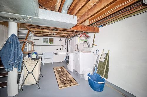 10 Logan Road, Dunnville, ON - Indoor Photo Showing Basement