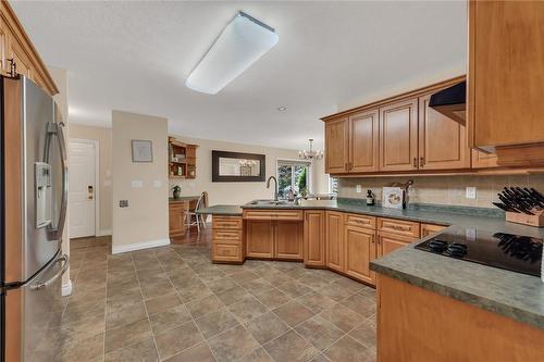 270 Mcgill Road, Brantford, ON - Indoor Photo Showing Kitchen With Double Sink