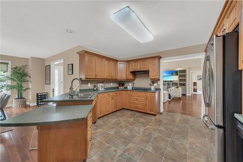 270 Mcgill Road, Brantford, ON - Indoor Photo Showing Kitchen With Double Sink