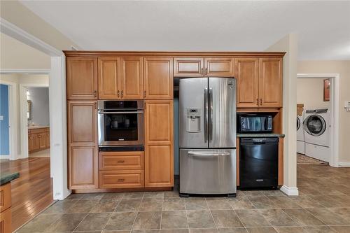 270 Mcgill Road, Brantford, ON - Indoor Photo Showing Kitchen