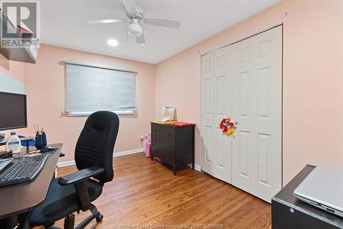 370 Laporte Avenue, Windsor, ON - Indoor Photo Showing Office