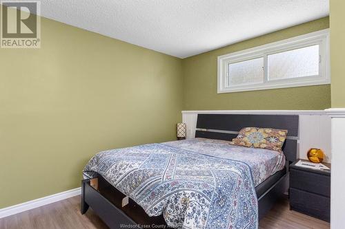 370 Laporte Avenue, Windsor, ON - Indoor Photo Showing Bedroom