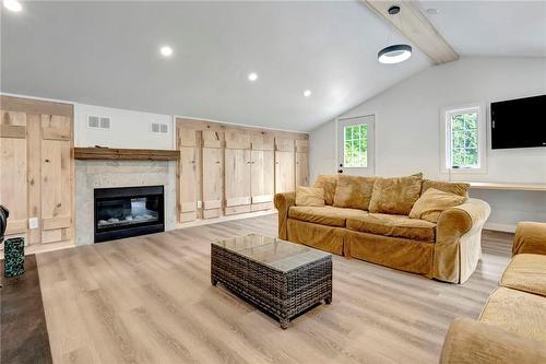 165 Hillcrest Avenue, Hamilton, ON - Indoor Photo Showing Living Room With Fireplace