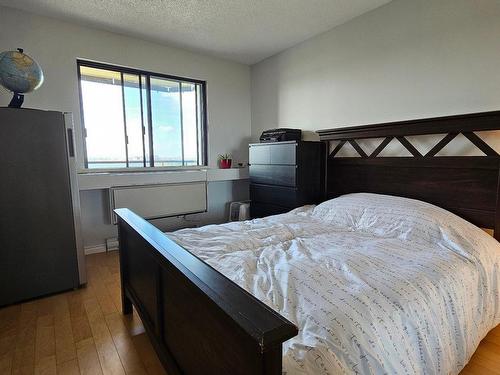 Chambre Ã Â coucher - 1305-70 Rue De La Barre, Longueuil (Le Vieux-Longueuil), QC - Indoor Photo Showing Bedroom