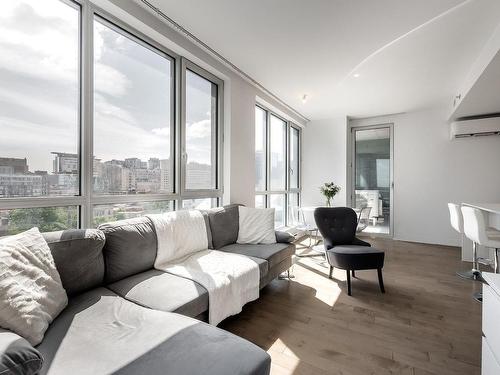 Salon - 1001-1211 Rue Drummond, Montréal (Ville-Marie), QC - Indoor Photo Showing Living Room