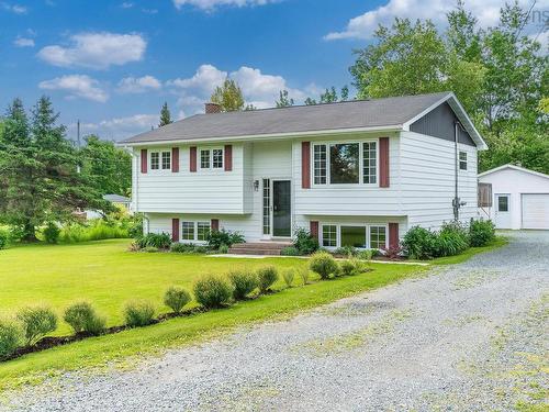 12 Green Road, Lantz, NS 