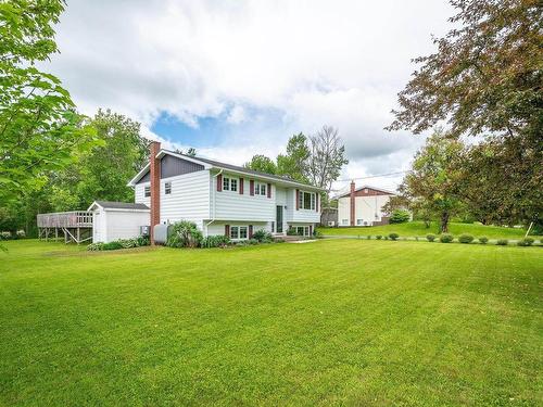 12 Green Road, Lantz, NS 