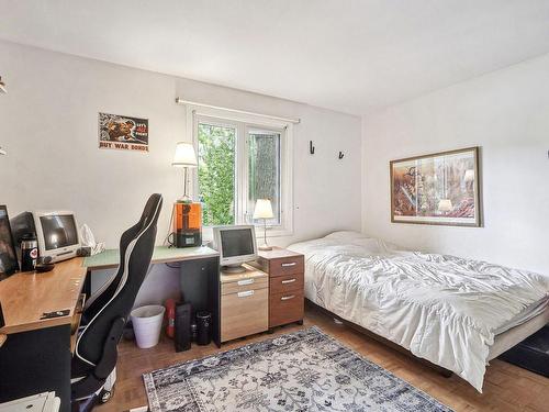 Chambre Ã Â coucher - 837 Rue Gault, Mont-Saint-Hilaire, QC - Indoor Photo Showing Bedroom