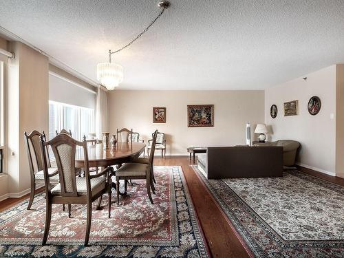 Salle Ã  manger - 606-5950 Boul. Cavendish, Côte-Saint-Luc, QC - Indoor Photo Showing Dining Room