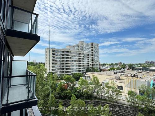 423-86 Dundas St E, Mississauga, ON - Outdoor With View