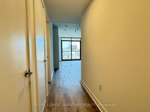 423-86 Dundas St E, Mississauga, ON - Indoor Photo Showing Other Room