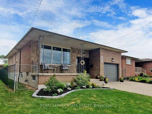 355 Berkindale Dr, Hamilton, ON - Outdoor