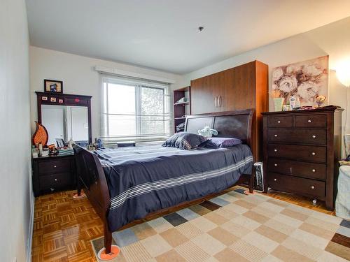 Chambre Ã  coucher principale - 210-1500 Rue Palerme, Brossard, QC - Indoor Photo Showing Bedroom