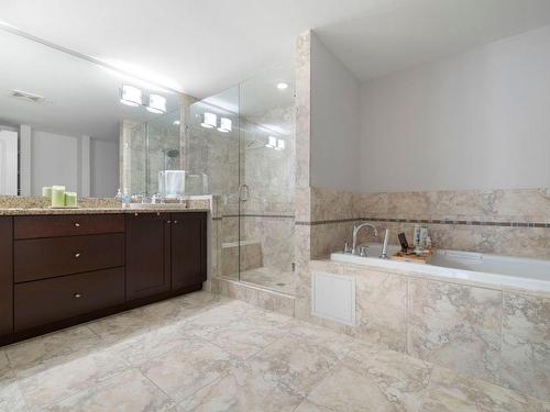 114-600 Sarsons Road, Kelowna, BC - Indoor Photo Showing Bathroom