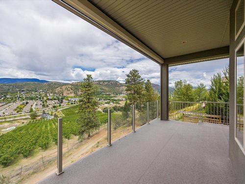 616 Denali Drive, Kelowna, BC - Outdoor With Deck Patio Veranda With Exterior