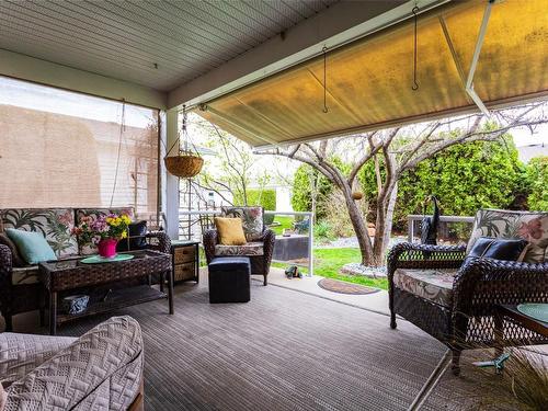 490-1255 Raymer Avenue, Kelowna, BC - Outdoor With Deck Patio Veranda With Exterior