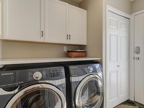 115-665 Cook Road, Kelowna, BC - Indoor Photo Showing Laundry Room