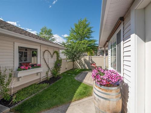 115-665 Cook Road, Kelowna, BC - Outdoor