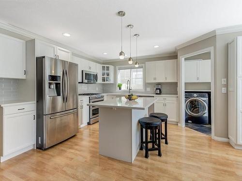 115-665 Cook Road, Kelowna, BC - Indoor Photo Showing Kitchen