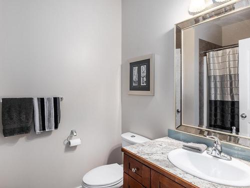 13234 Apex Crescent, Lake Country, BC - Indoor Photo Showing Bathroom