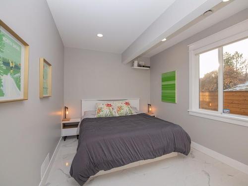7505 Kennedy Lane, Vernon, BC - Indoor Photo Showing Bedroom
