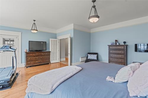 70 Waterside Road, Enderby, BC - Indoor Photo Showing Bedroom