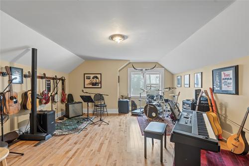 70 Waterside Road, Enderby, BC - Indoor Photo Showing Gym Room