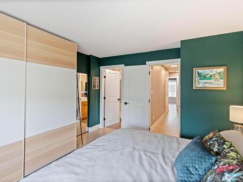 22-1853 Parkview Crescent, Kelowna, BC - Indoor Photo Showing Bedroom