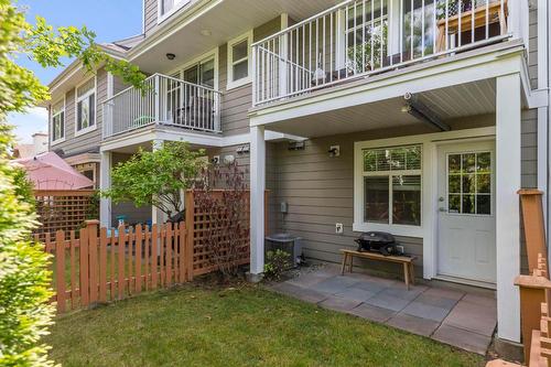 22-1853 Parkview Crescent, Kelowna, BC - Outdoor With Balcony With Exterior