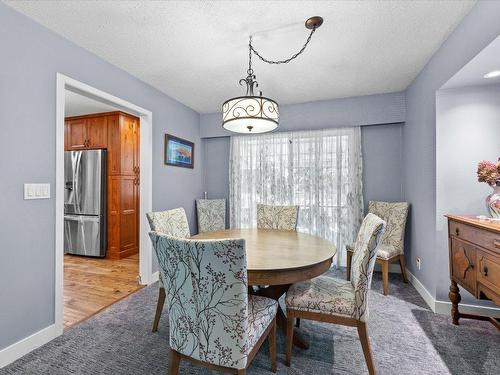 3532 Barney Road, West Kelowna, BC - Indoor Photo Showing Dining Room