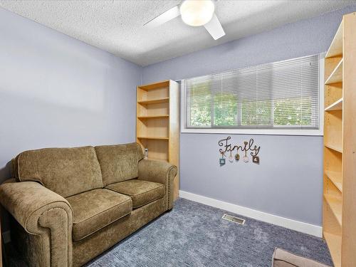 3532 Barney Road, West Kelowna, BC - Indoor Photo Showing Other Room