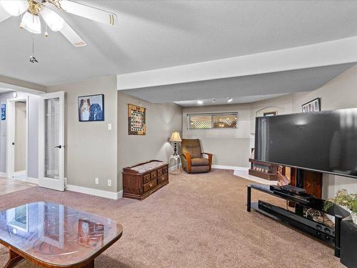 3532 Barney Road, West Kelowna, BC - Indoor