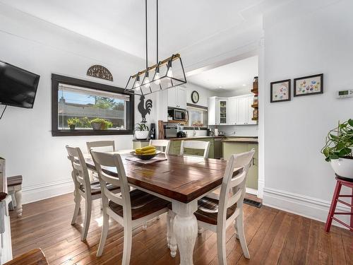 253 Royal Ave, Kamloops, BC - Indoor Photo Showing Dining Room