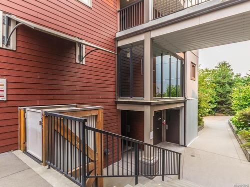 223-555 Franklyn St, Nanaimo, BC - Outdoor With Exterior