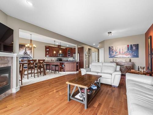 30-2365 Abbeyglen Way, Kamloops, BC - Indoor Photo Showing Living Room With Fireplace