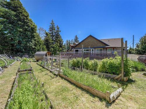 7288 Thelmita Pl, Sooke, BC - Outdoor