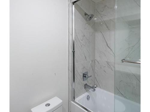 205-3070 Kilpatrick Ave, Courtenay, BC - Indoor Photo Showing Bathroom