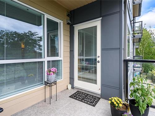 205-3070 Kilpatrick Ave, Courtenay, BC - Outdoor With Balcony With Exterior