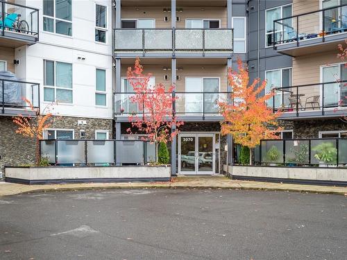 205-3070 Kilpatrick Ave, Courtenay, BC - Outdoor With Balcony With Facade