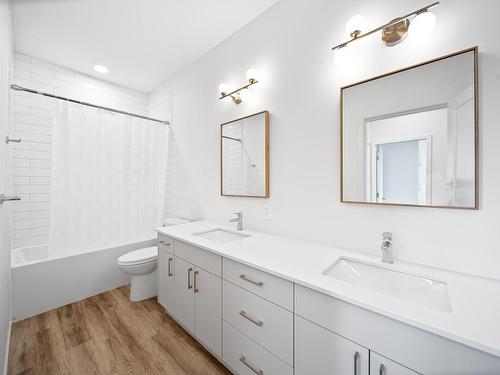680 Monarch Drive, Kamloops, BC - Indoor Photo Showing Bathroom