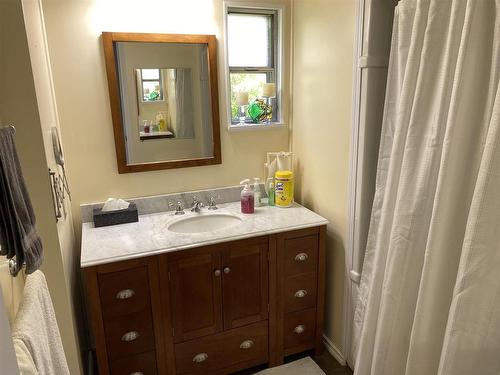 267 Muriel Lake Road, District Of Kenora, ON - Indoor Photo Showing Bathroom