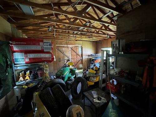 7591 17Th Street, Grand Forks, BC - Indoor Photo Showing Garage