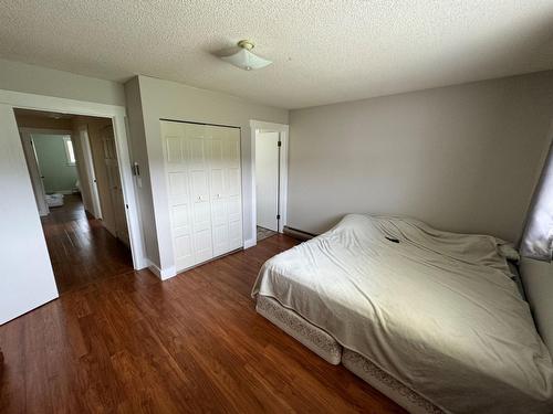 7591 17Th Street, Grand Forks, BC - Indoor Photo Showing Bedroom