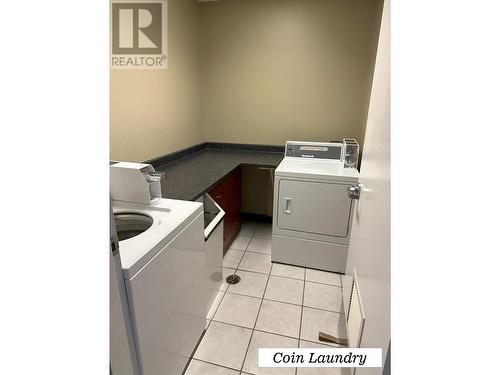 73 Taren Drive, Clearwater, BC - Indoor Photo Showing Laundry Room