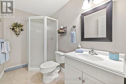 12 Kyle Court, Quinte West, ON - Indoor Photo Showing Bathroom