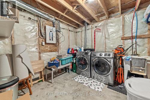 12 Kyle Court, Quinte West, ON - Indoor Photo Showing Laundry Room