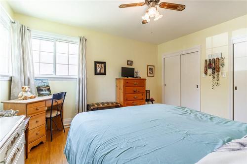 219 Price Avenue, Welland, ON - Indoor Photo Showing Bedroom